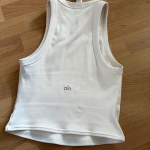 ALO Yoga Women's Classic White Tank Top